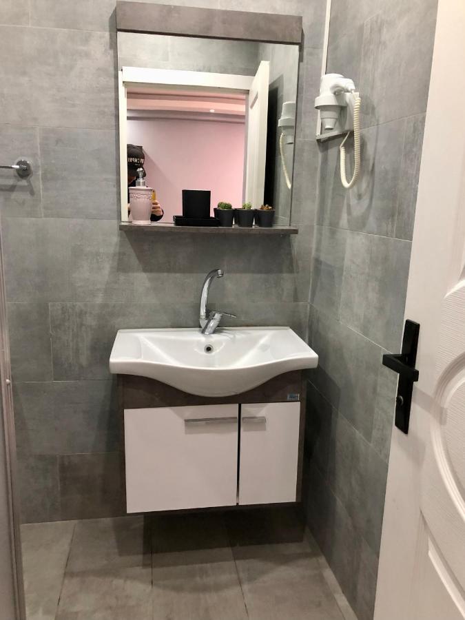 Royalstar Taksim Family Suites イスタンブール エクステリア 写真